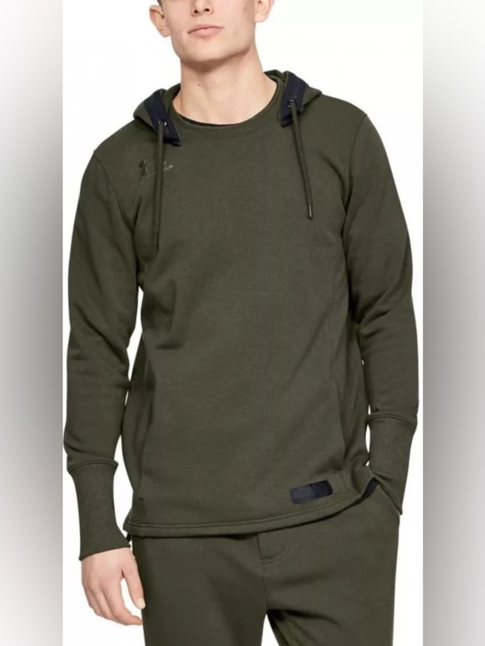 Under Armour Men’s Accelerate Off-Pitch Hoodie